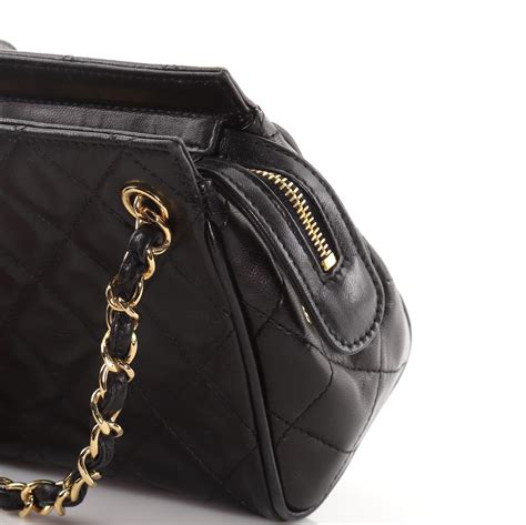 chanel bucket zipper quilted chain bag